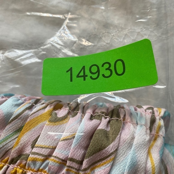 Chenault Women's Abstract Pastel Splash Off Shoulder Bell Sleeve Flared Blouse M - Picture 16 of 16